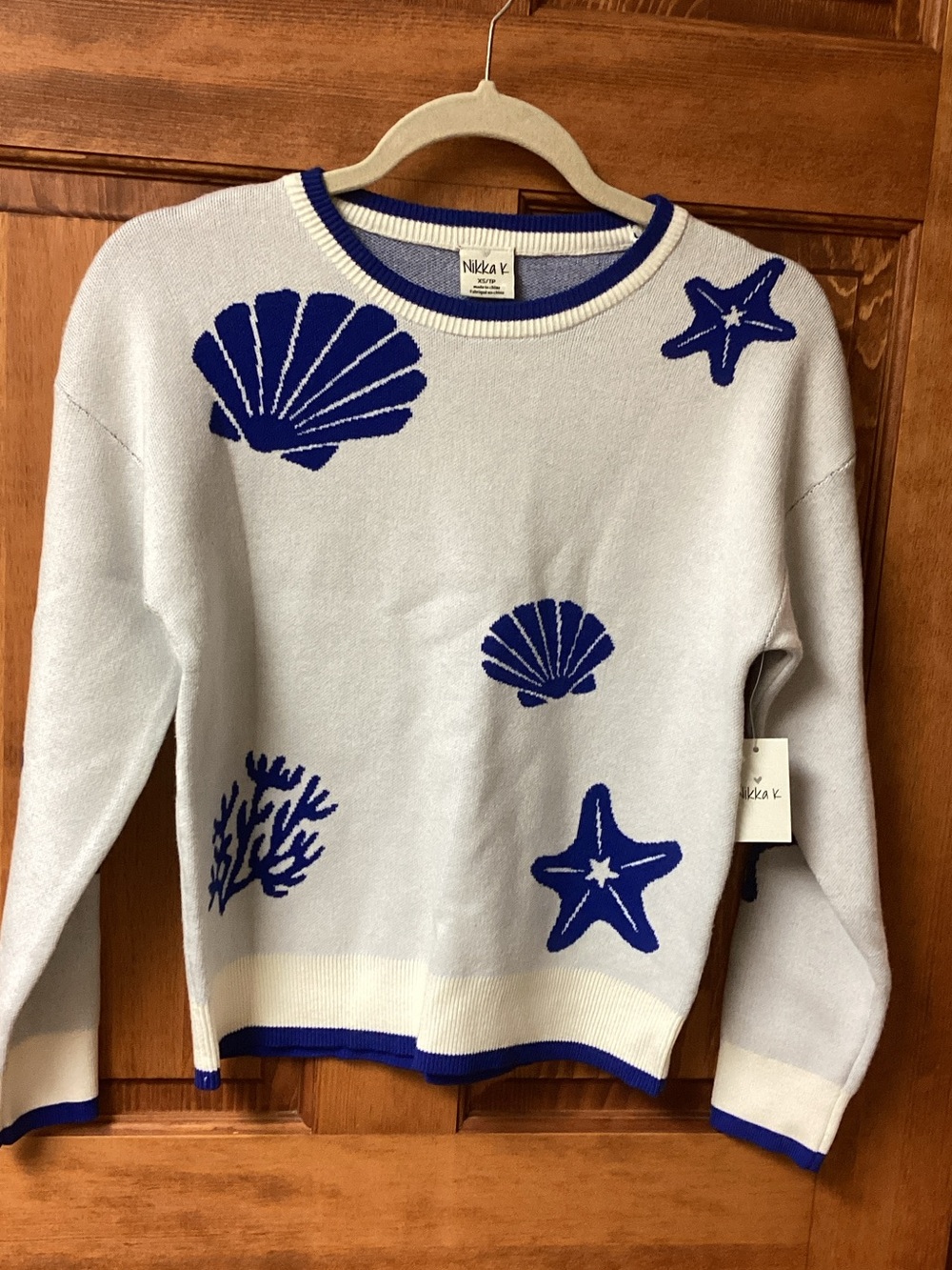 NWT Nikka K Seashell Sweater